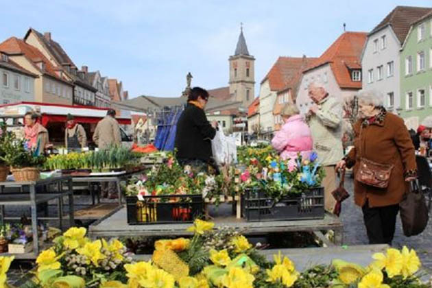 Der Burkardimarkt in Bad Neustadt findet auf dem Marktplatz der Kurstadt an der Saale statt