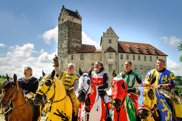 Impressionen vom Mittelaltermarkt auf Burg Katzenstein in Dischingen